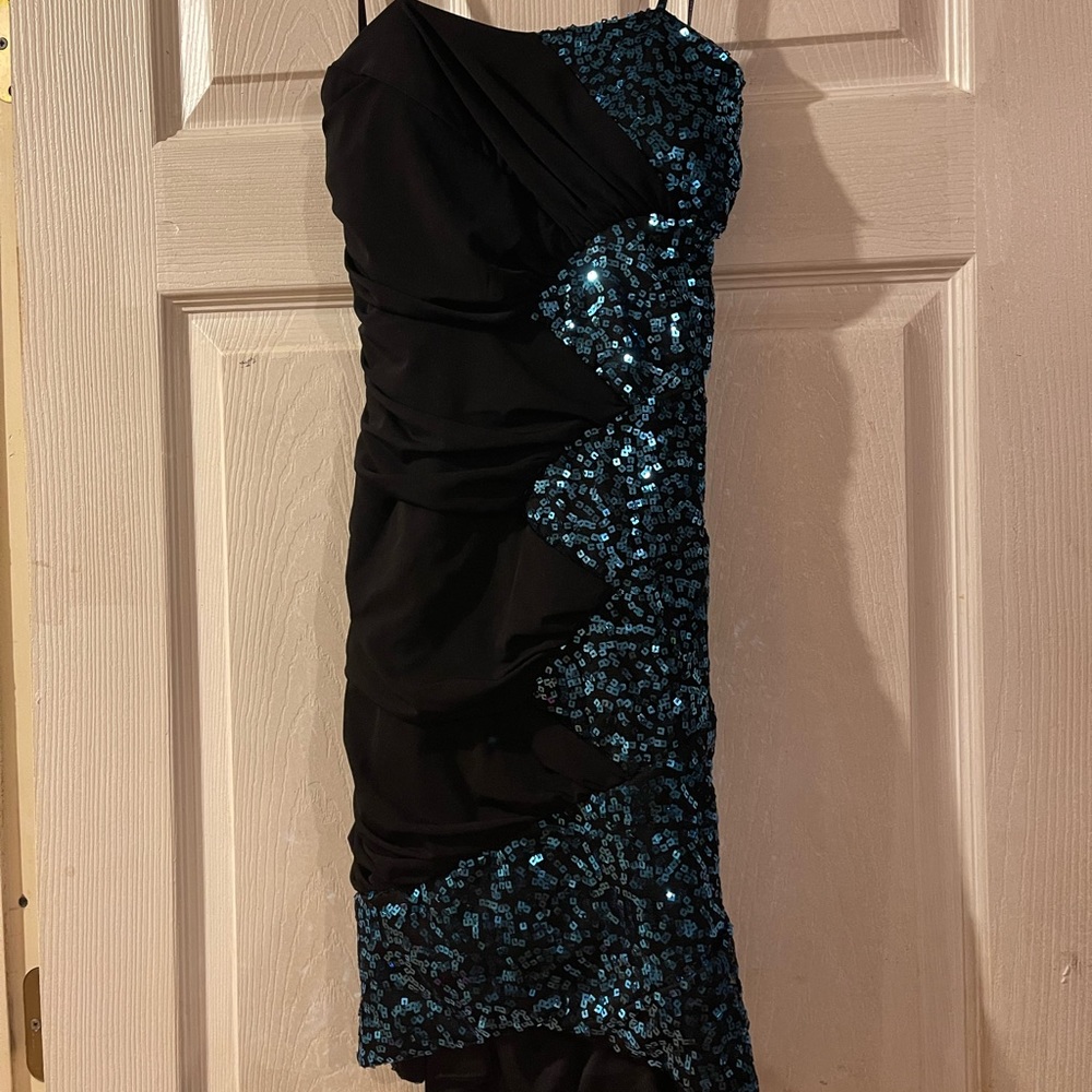 City Triangles Short Dress